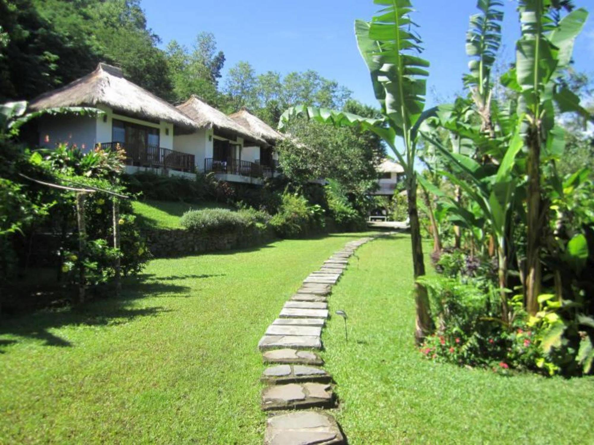Kelimutu Crater Lakes Ecolodge Desa Kowanara ภายนอก รูปภาพ